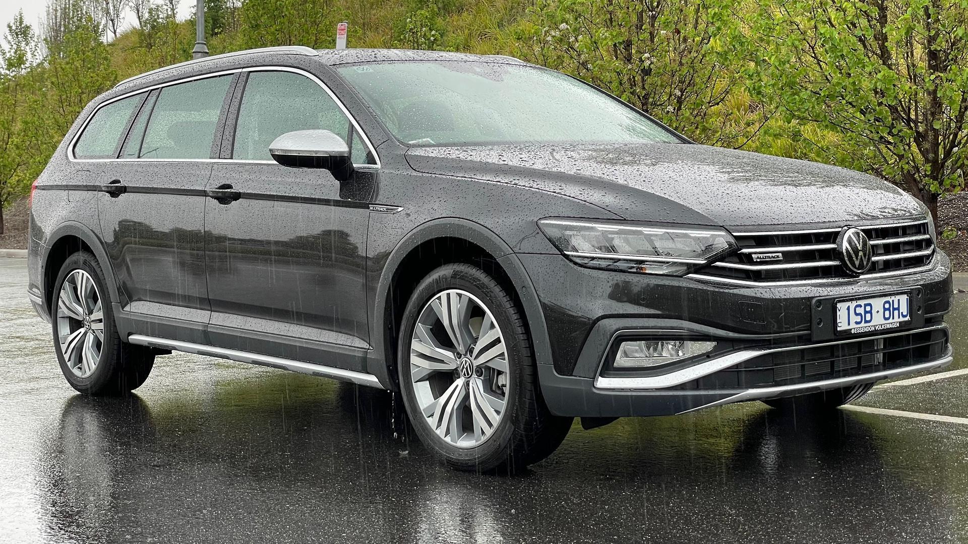 Volkswagen Passat image 1
