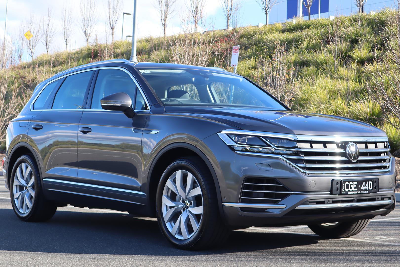 Volkswagen Touareg image 2