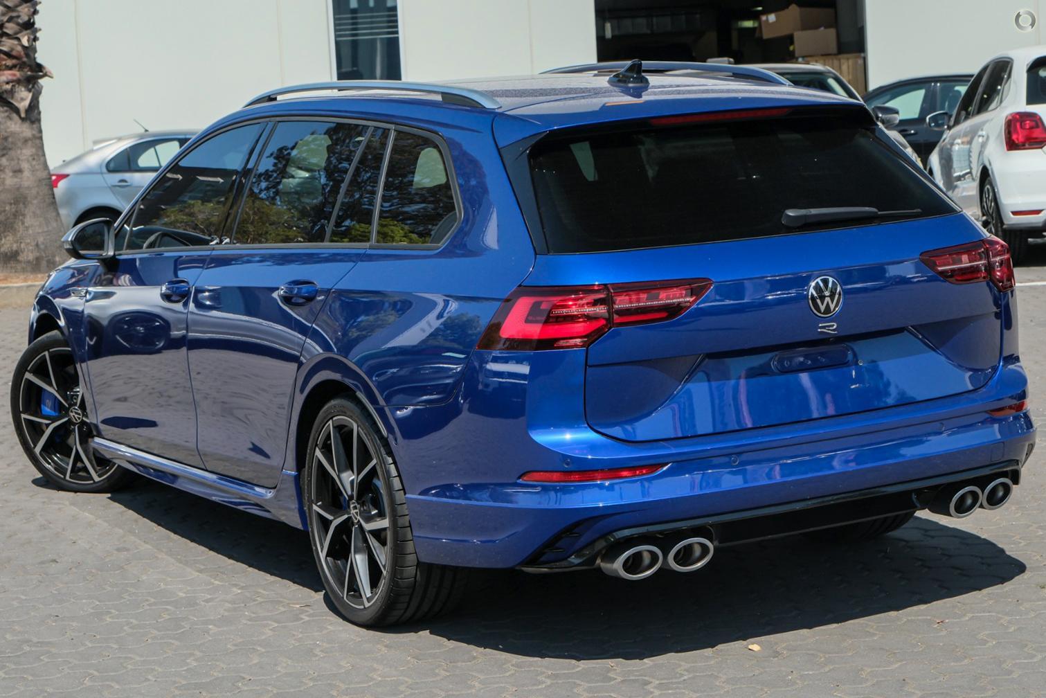 Volkswagen Golf image 4