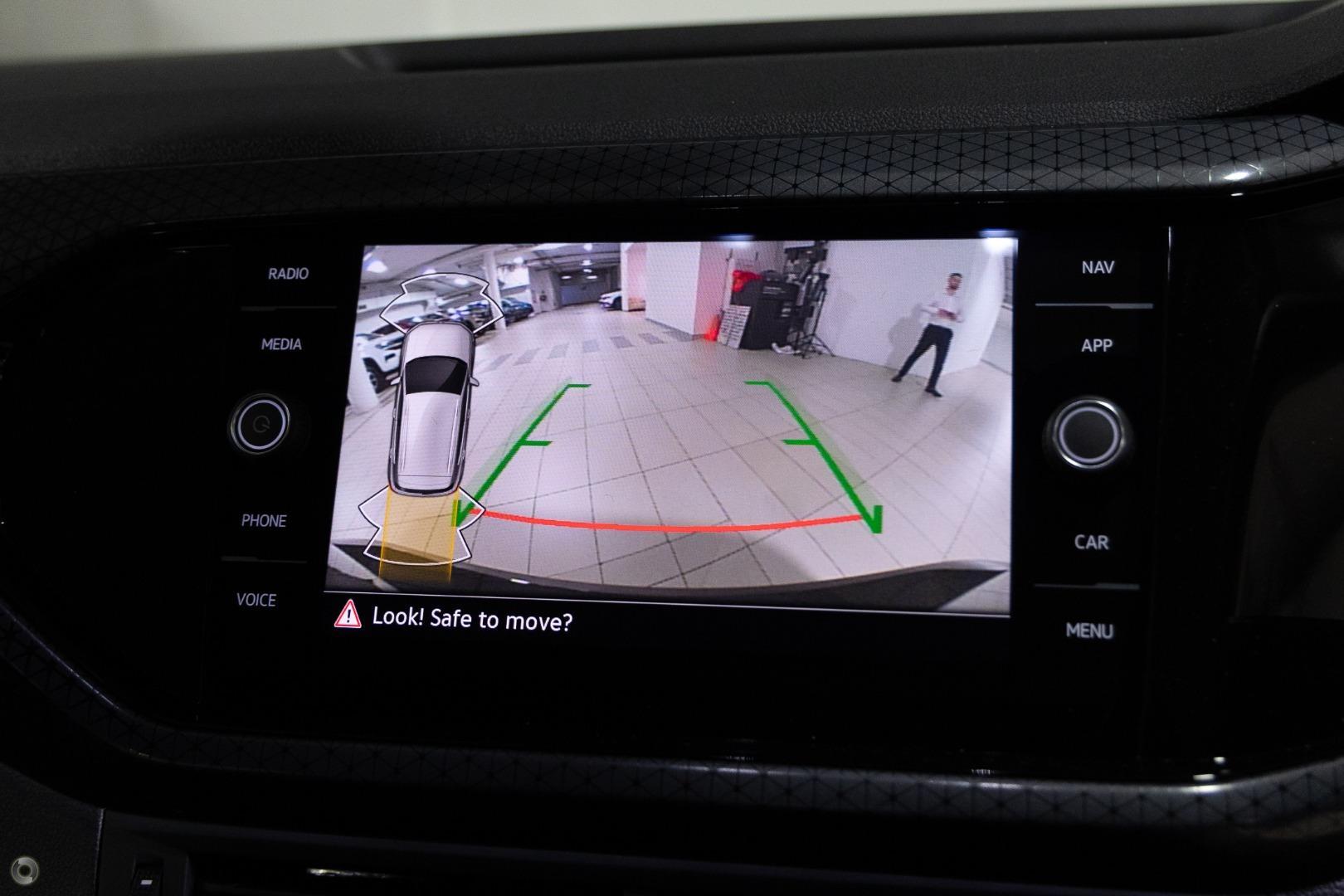 Volkswagen T-cross image 1