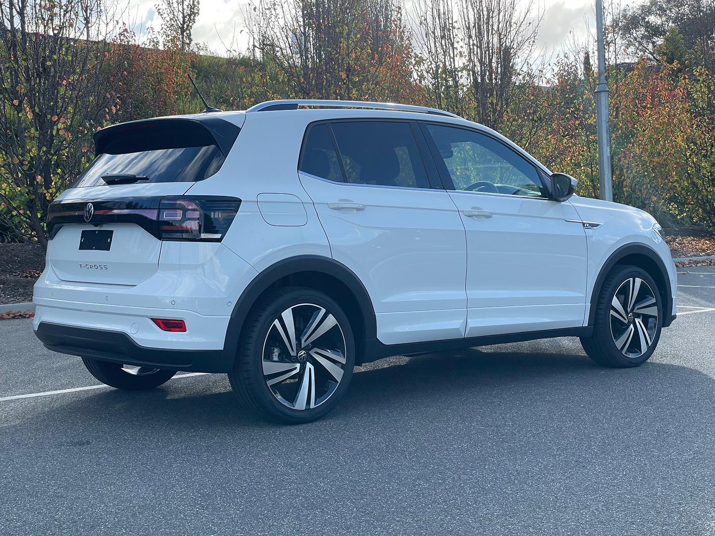 Volkswagen T-cross image 3