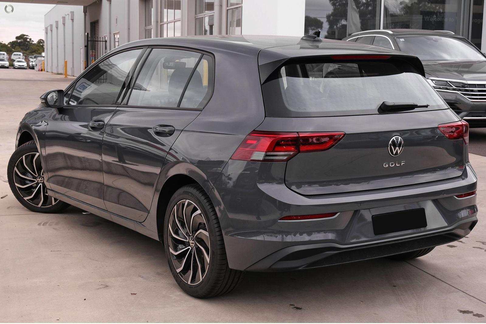 Volkswagen Golf image 4