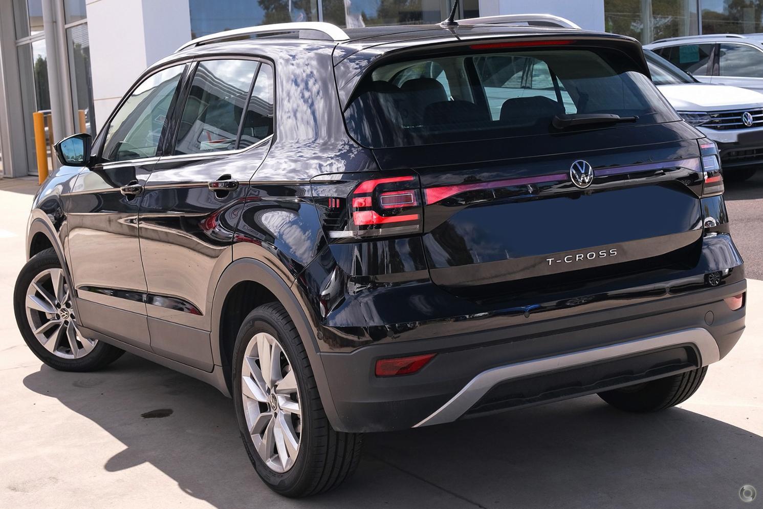 Volkswagen T-cross image 4