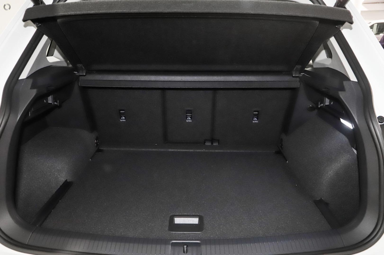 Volkswagen Tiguan image 2