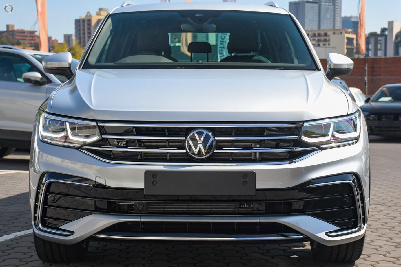 Volkswagen Tiguan image 2