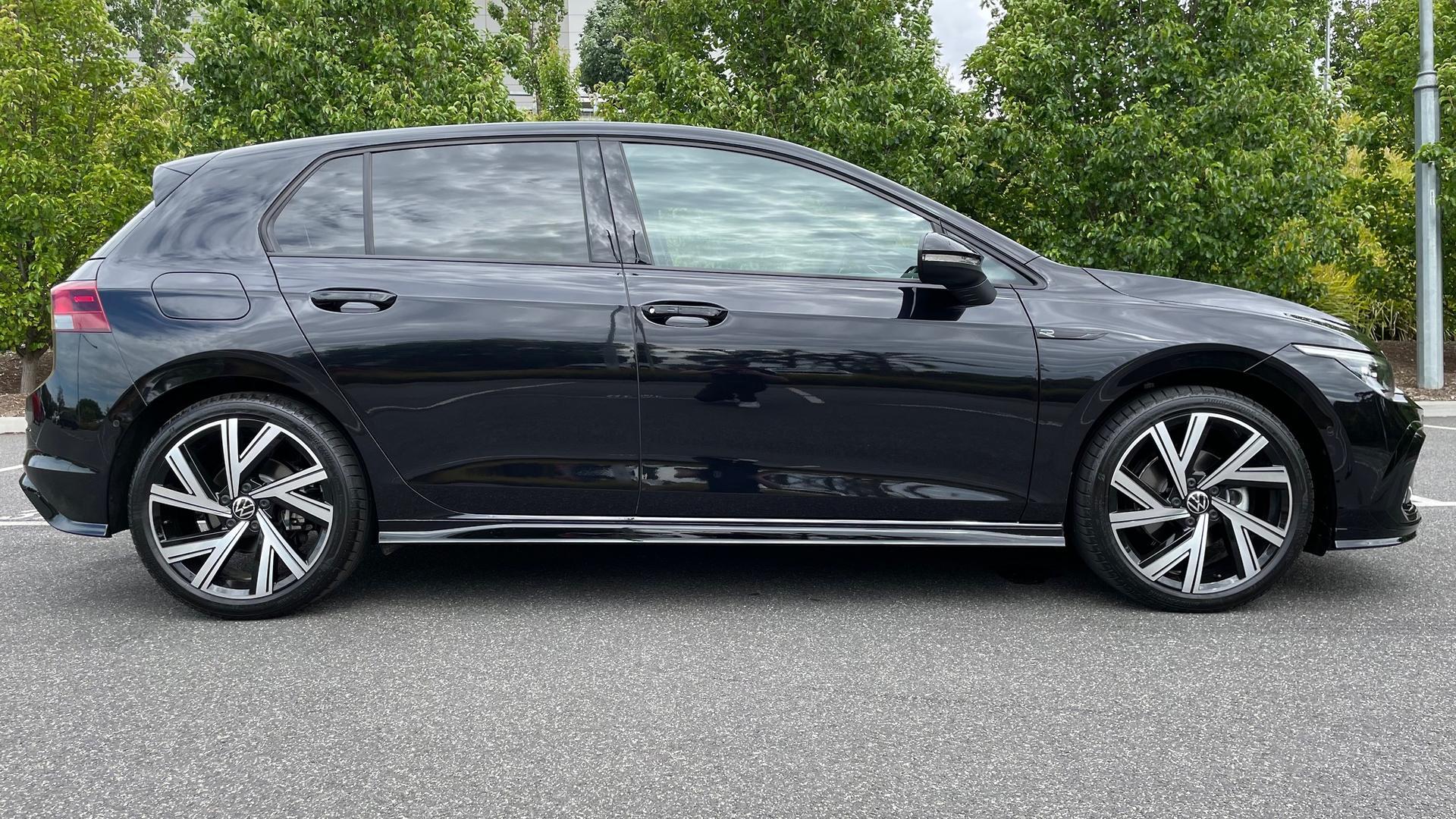 Volkswagen Golf image 3
