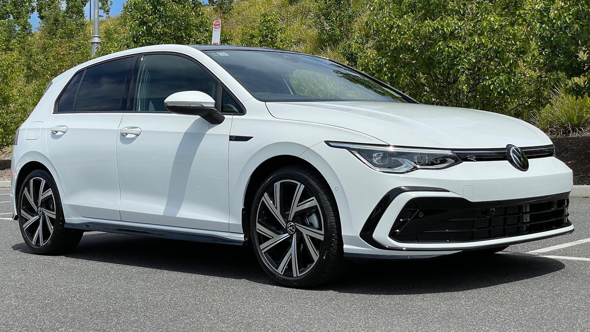 Volkswagen Golf image 2