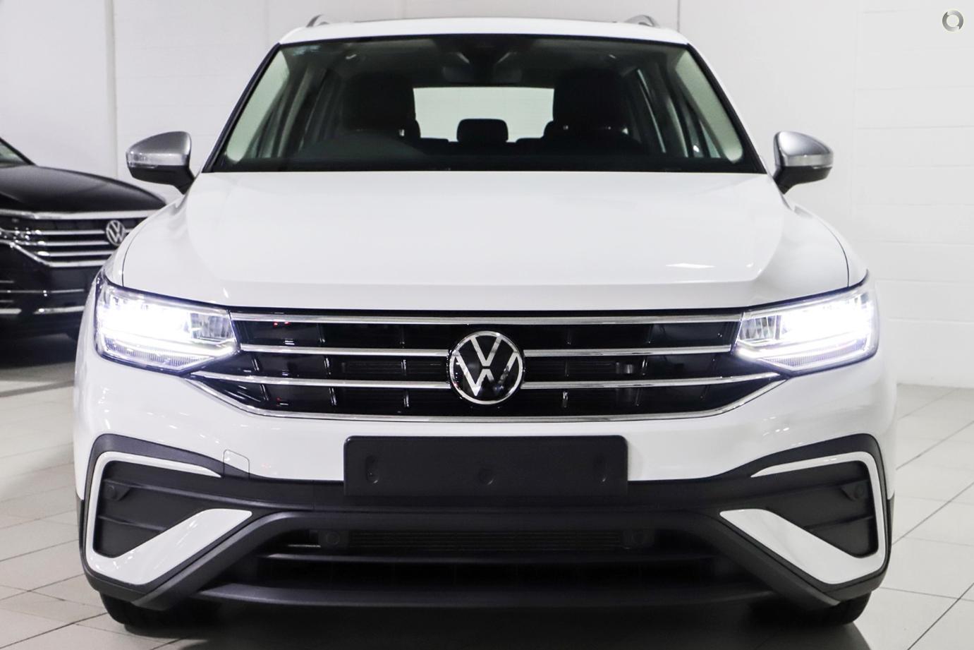 Volkswagen Tiguan image 2
