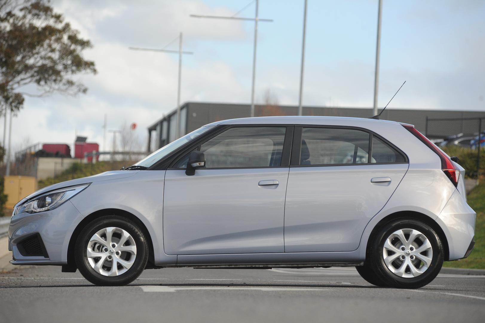 MG Mg3 image 3