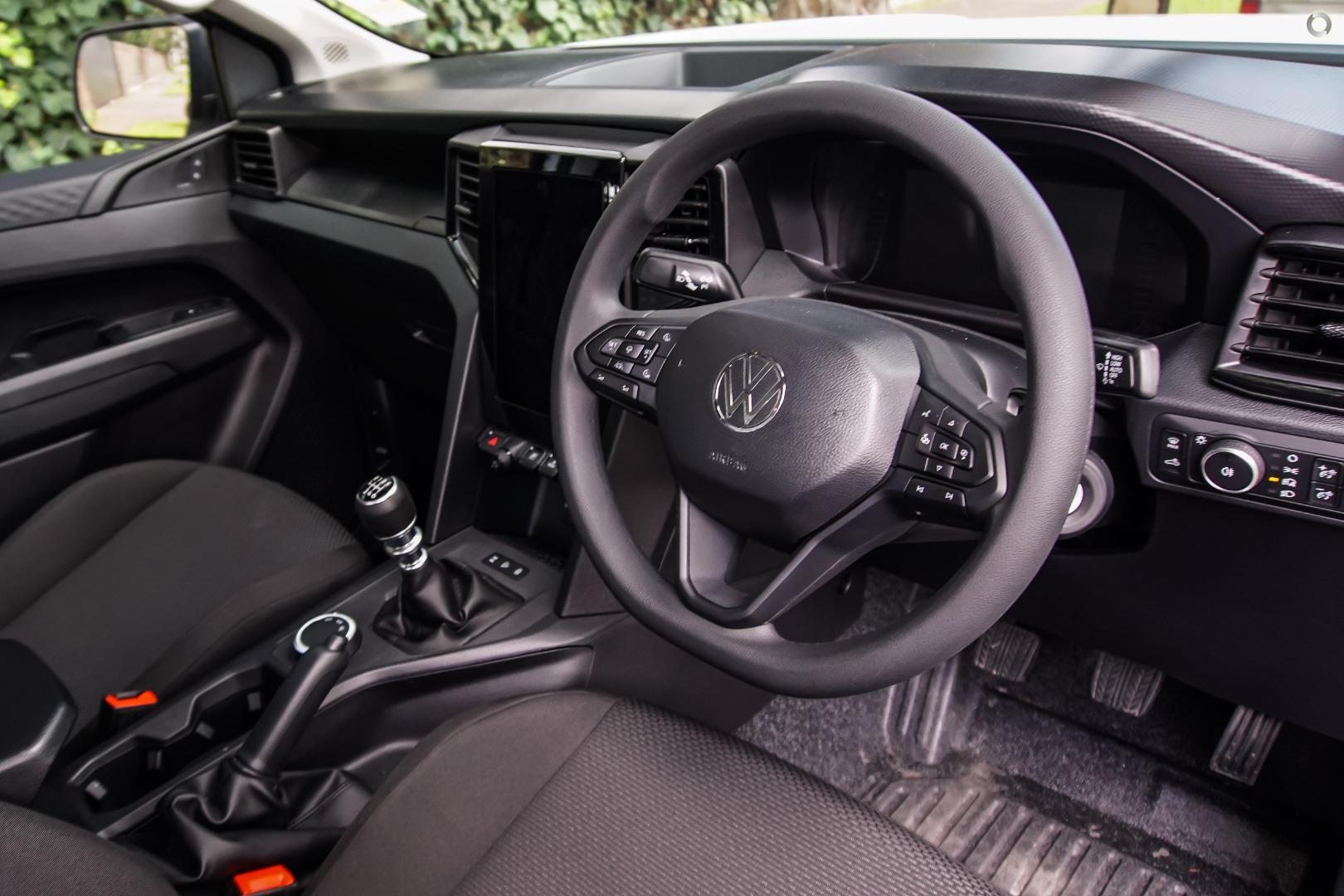 Volkswagen Amarok image 4