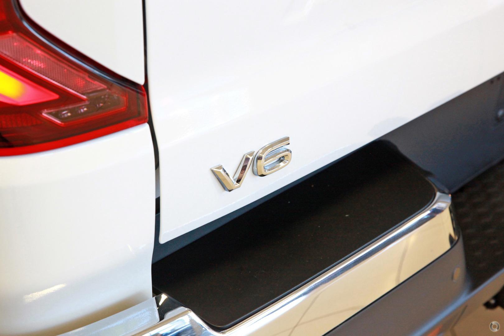 Volkswagen Amarok image 2