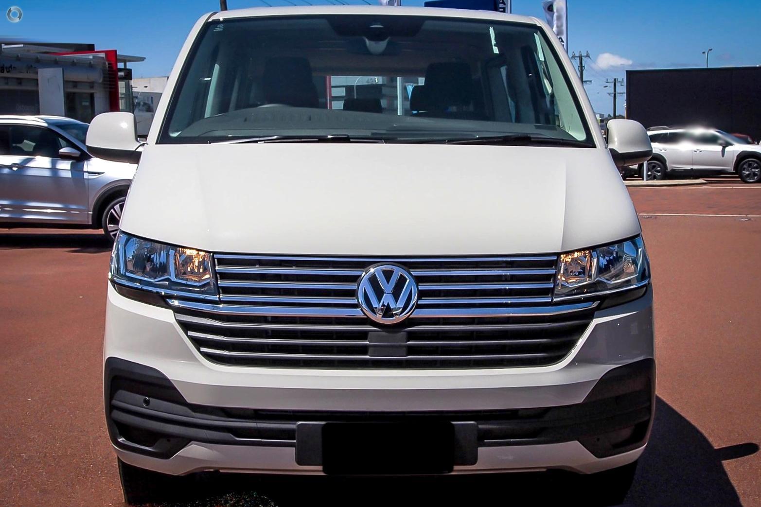 Volkswagen Multivan image 2
