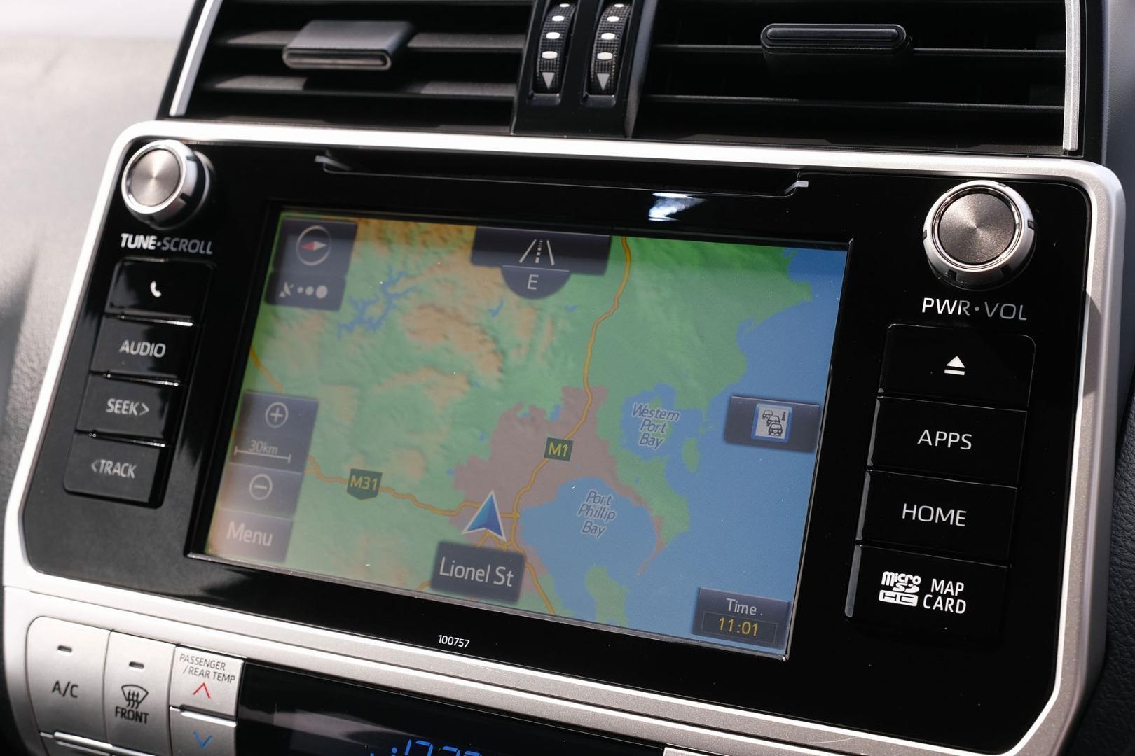 Toyota Landcruiser Prado image 2