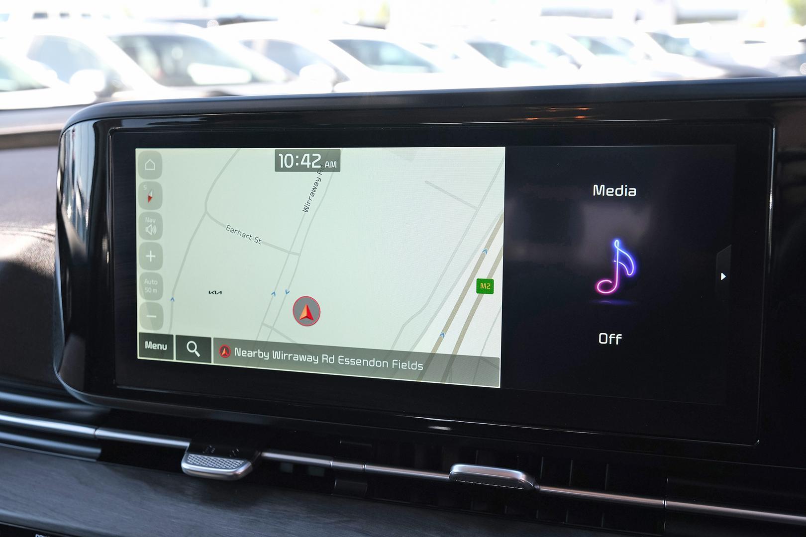 Kia Carnival image 3