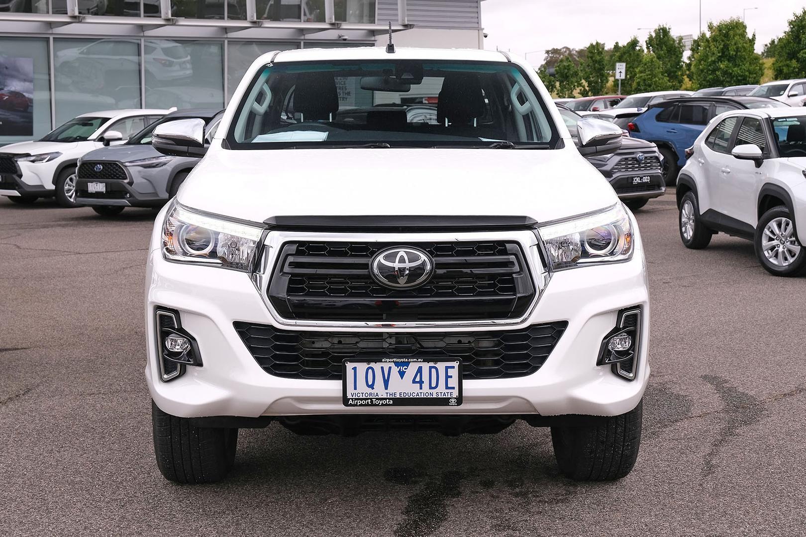 Toyota Hilux image 4