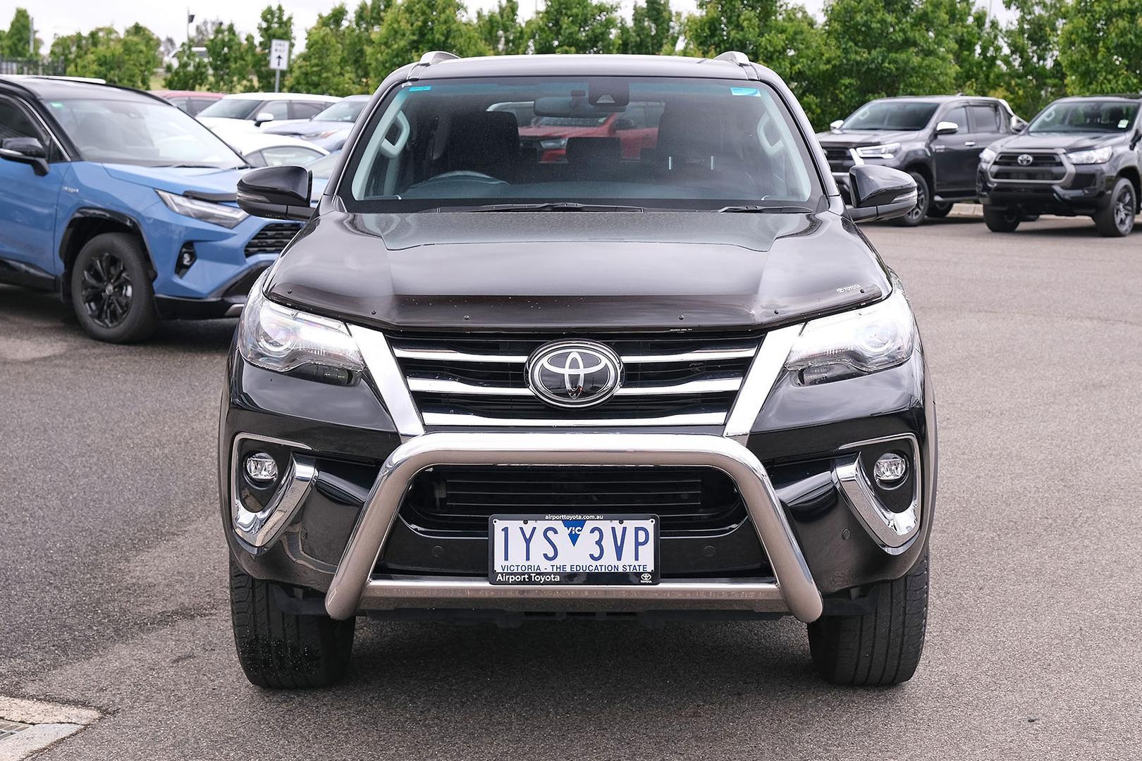Toyota Fortuner image 4