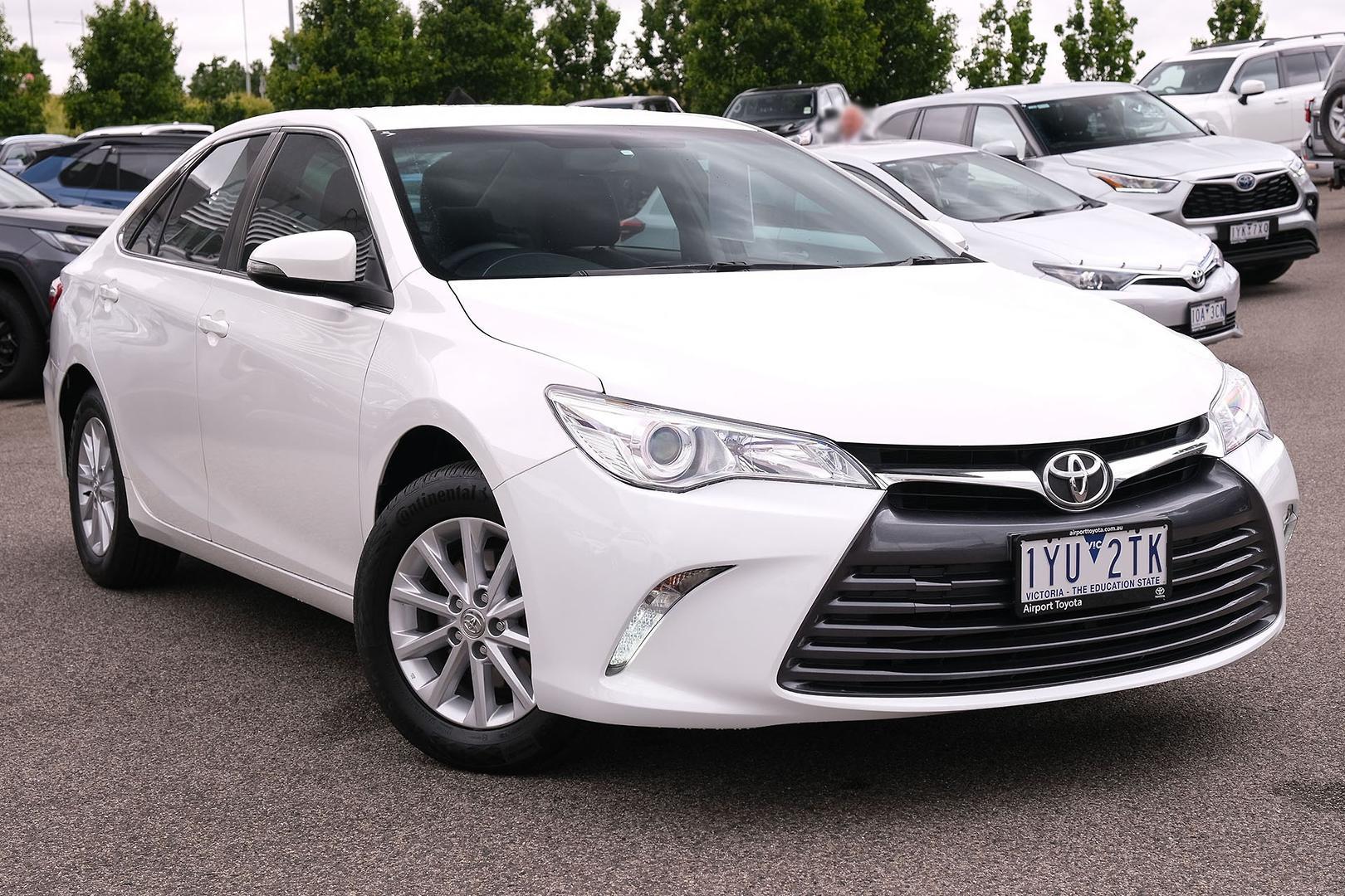 Toyota Camry image 1