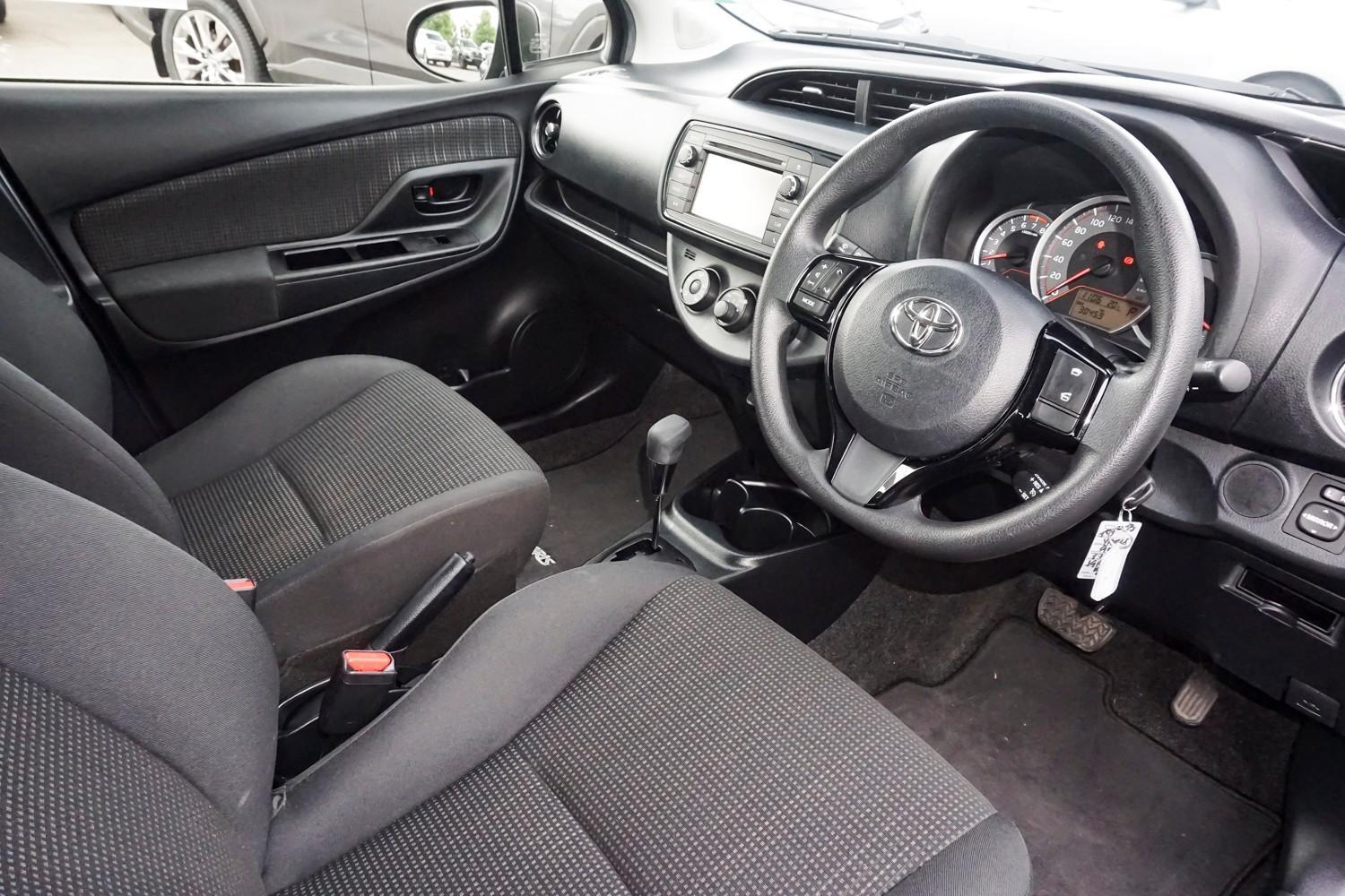 Toyota Yaris image 3