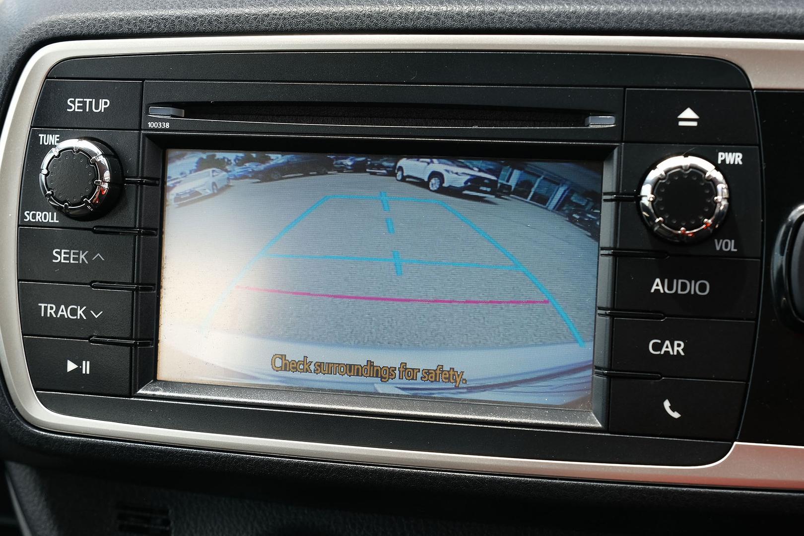 Toyota Yaris image 2