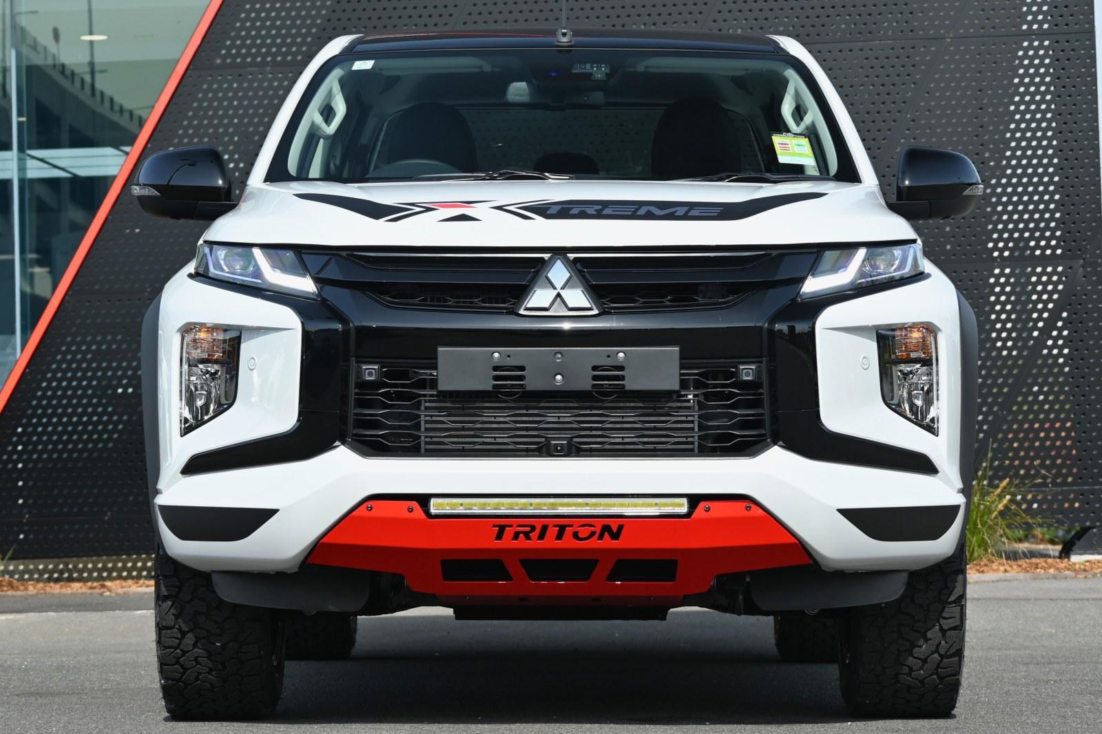 Mitsubishi Triton image 2