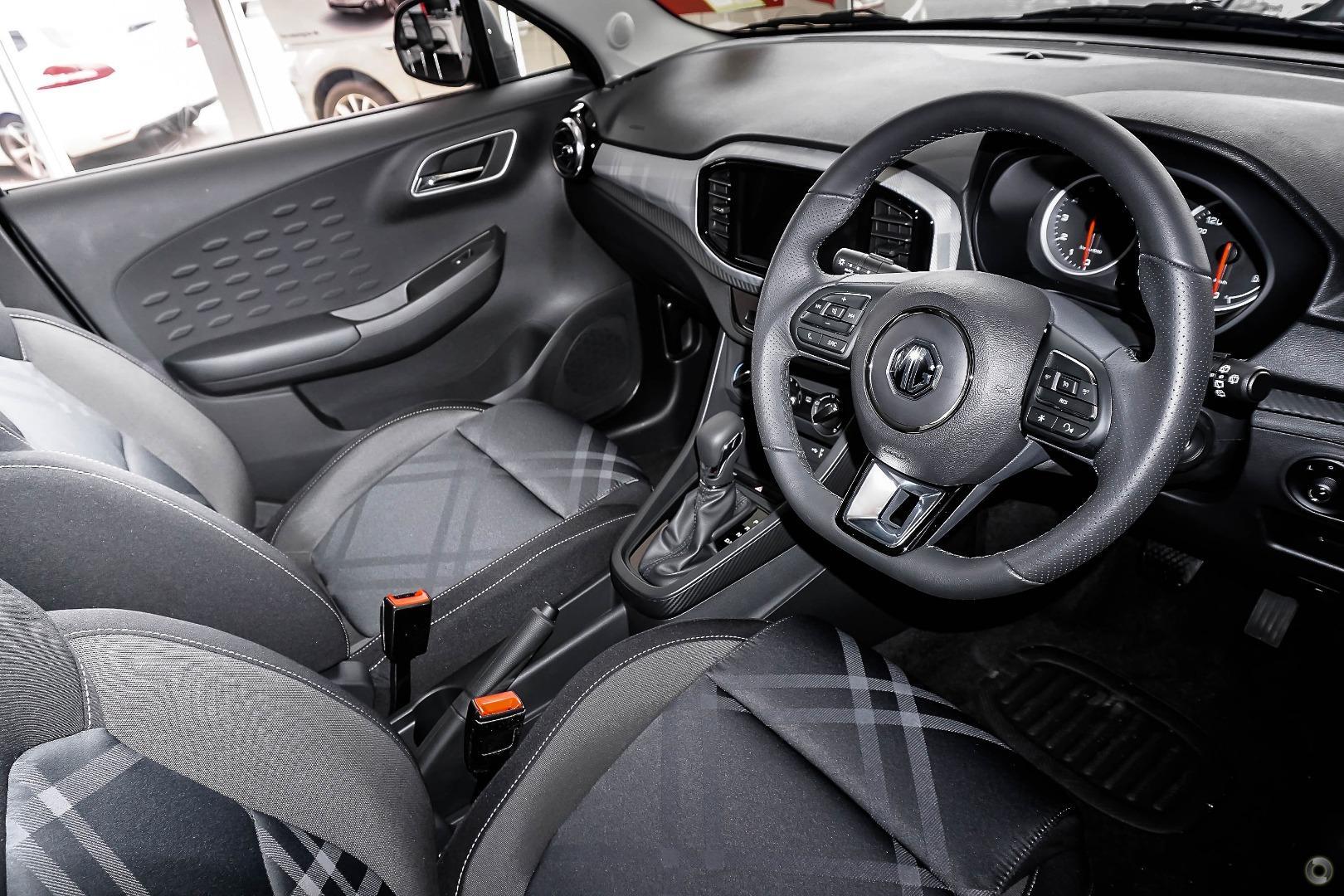 MG Mg3 image 4