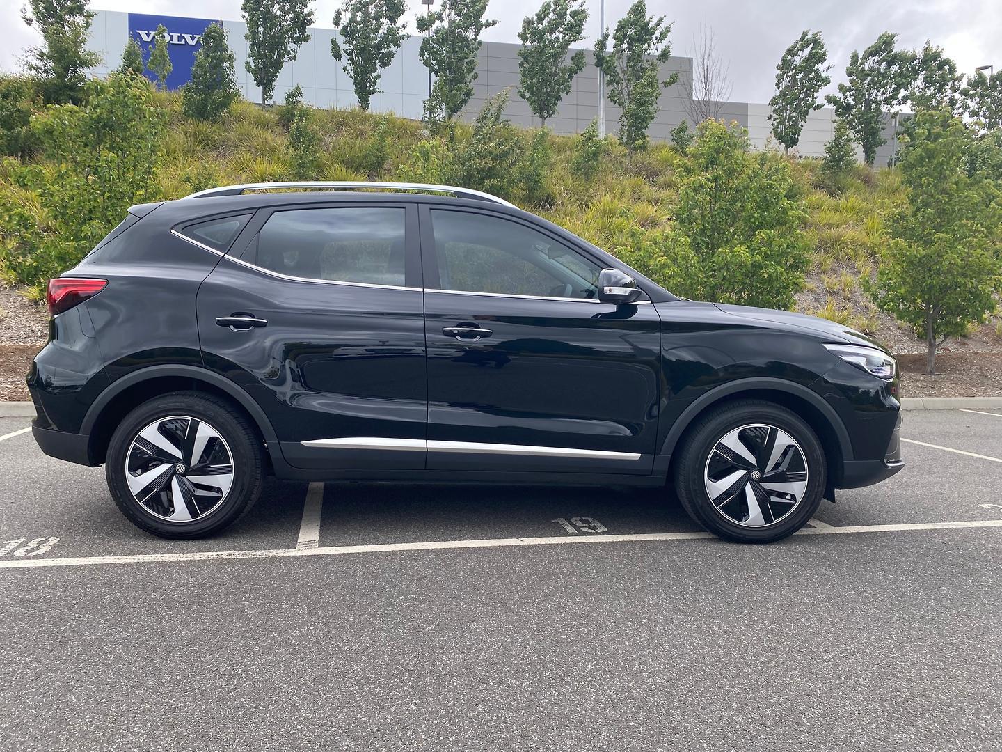 MG Zs Ev image 2
