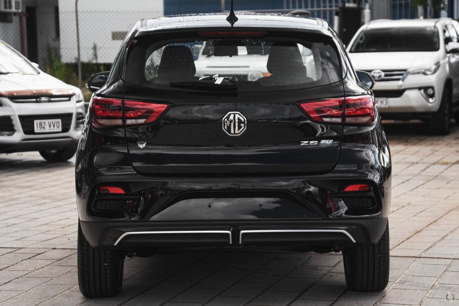 MG Zs Ev image 3
