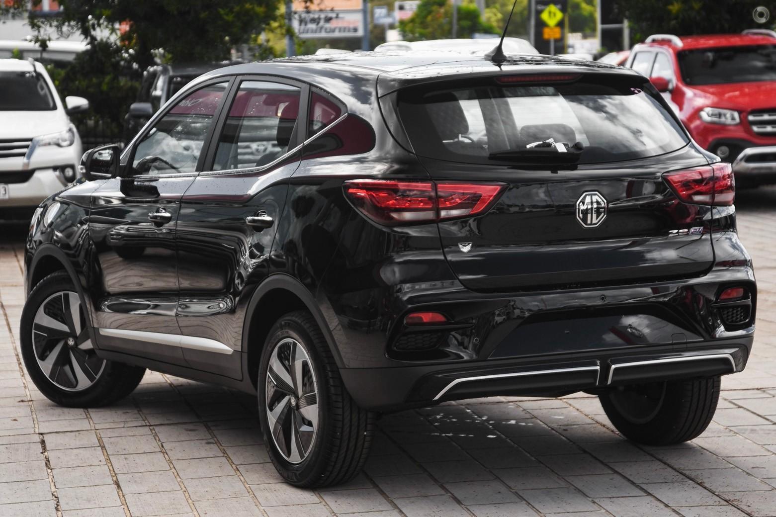 MG Zs Ev image 4