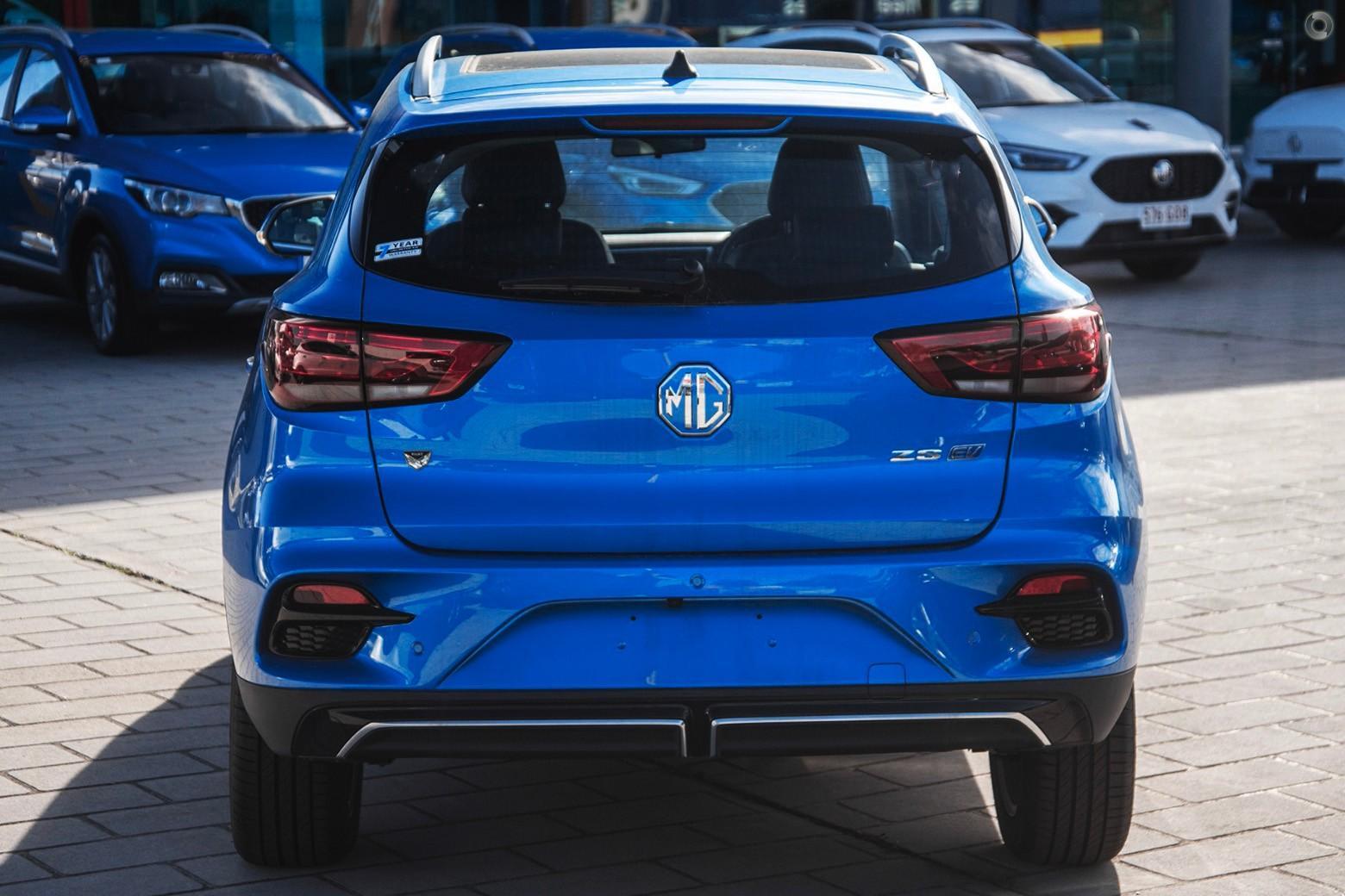 MG Zs Ev image 3