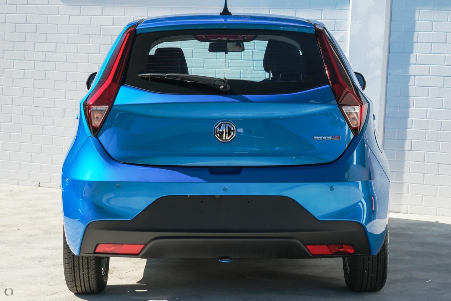 MG Mg3 image 3