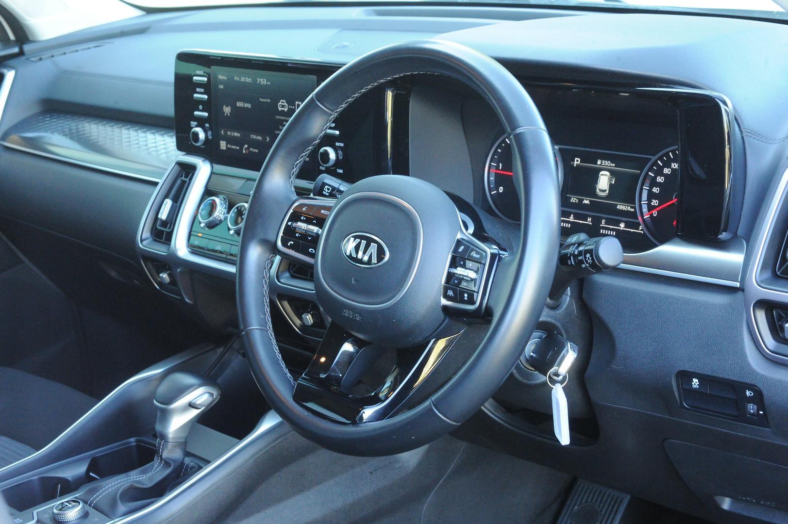 Kia Sorento image 2