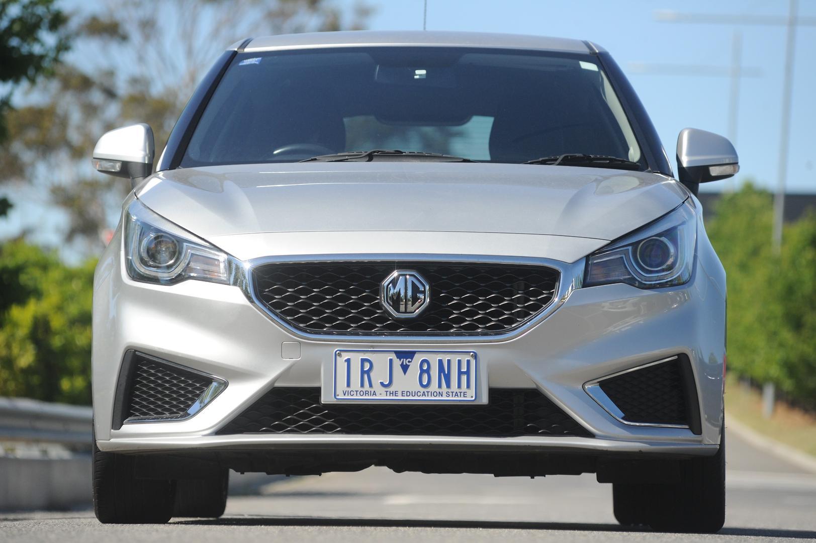 MG Mg3 image 3