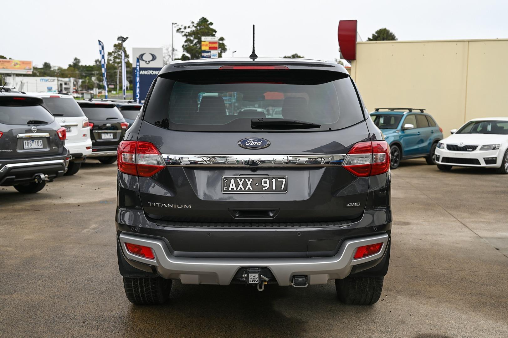 Ford Everest image 4