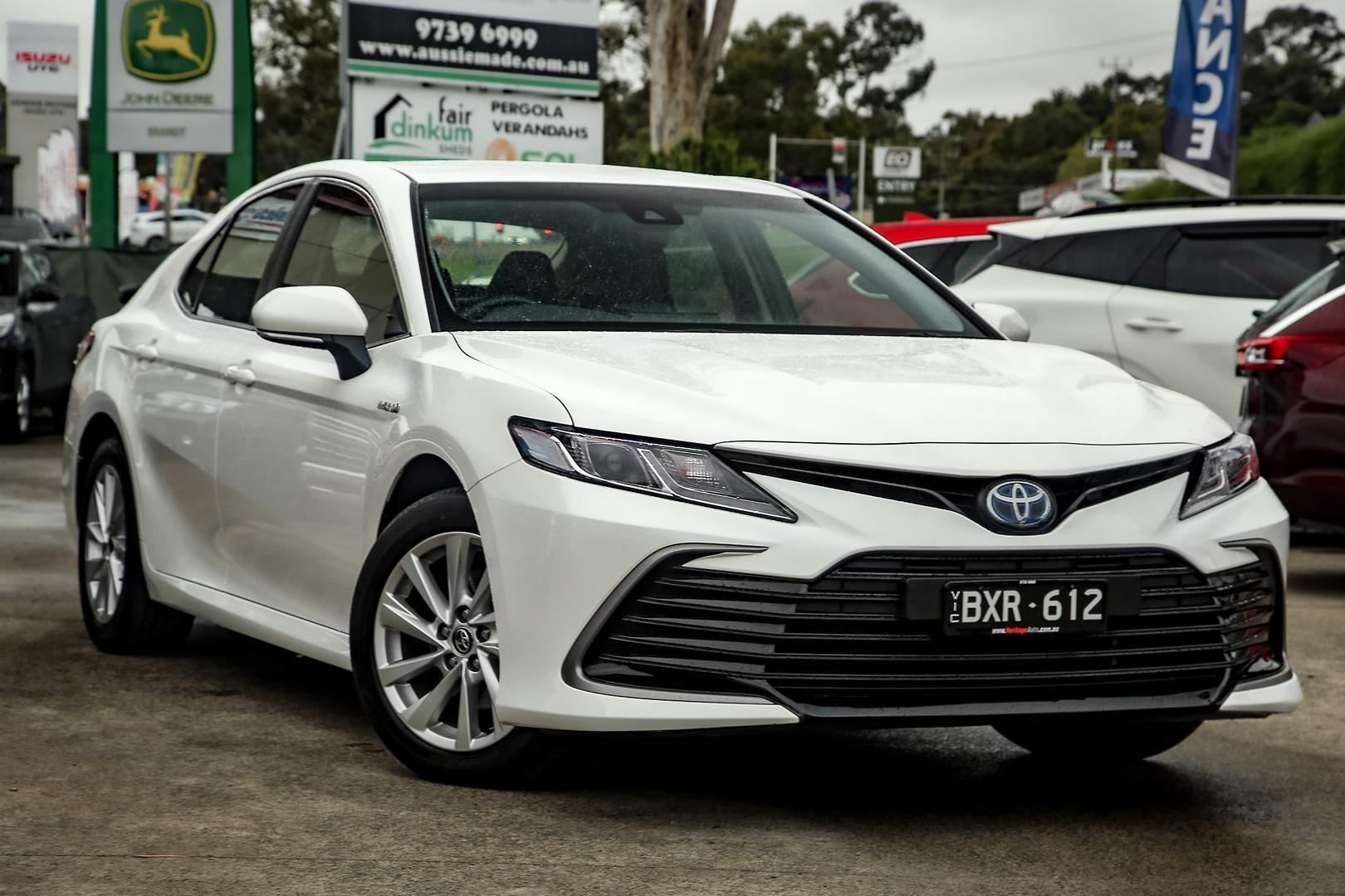 Toyota Camry image 1