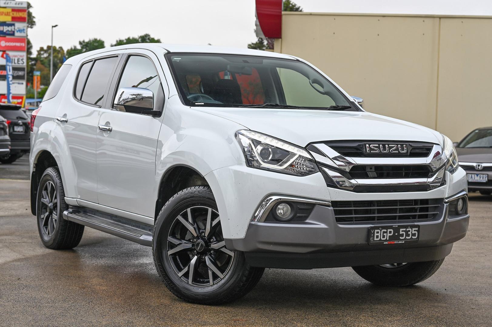 Isuzu Mu-x image 1