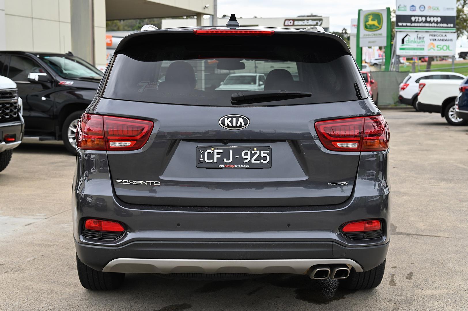 Kia Sorento image 4