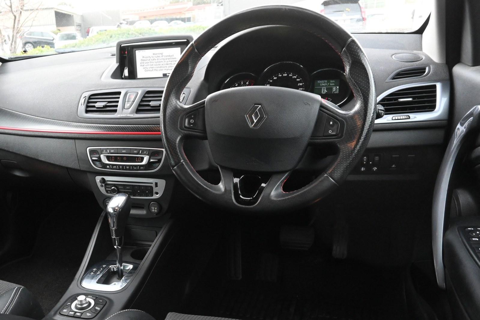 Renault Megane image 3