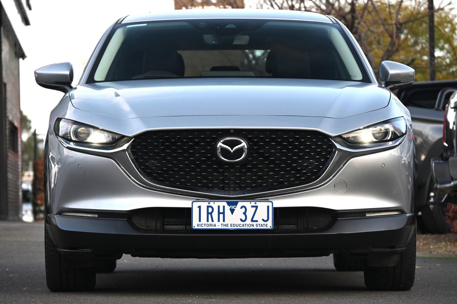 Mazda Cx-30 image 2