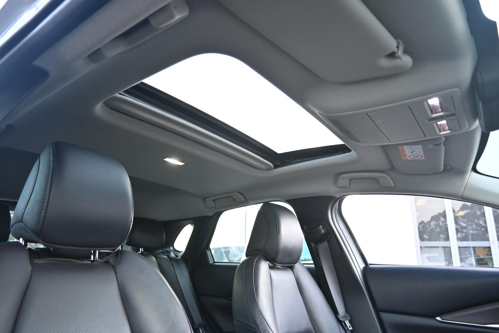 Mazda Cx-30 image 3