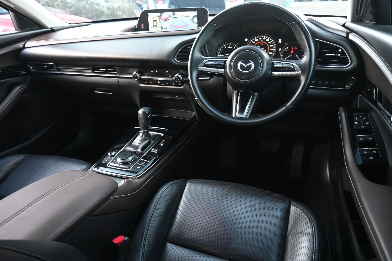 Mazda Cx-30 image 4
