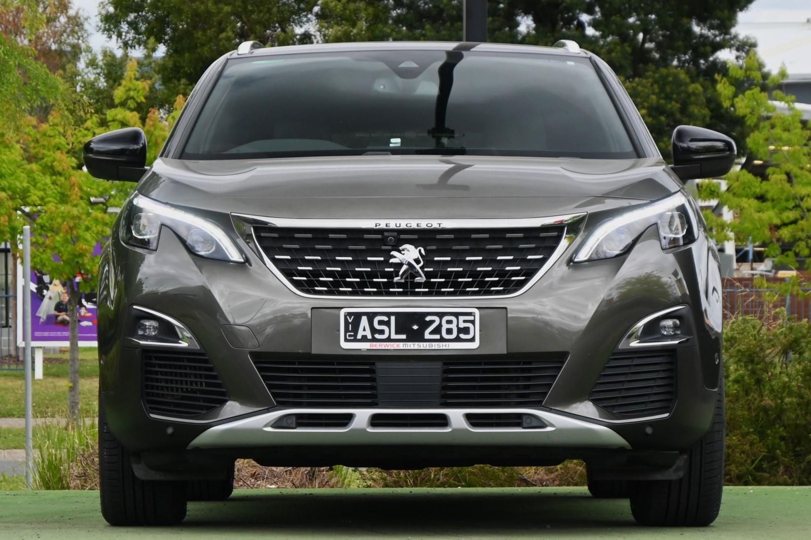 Peugeot 3008 image 2