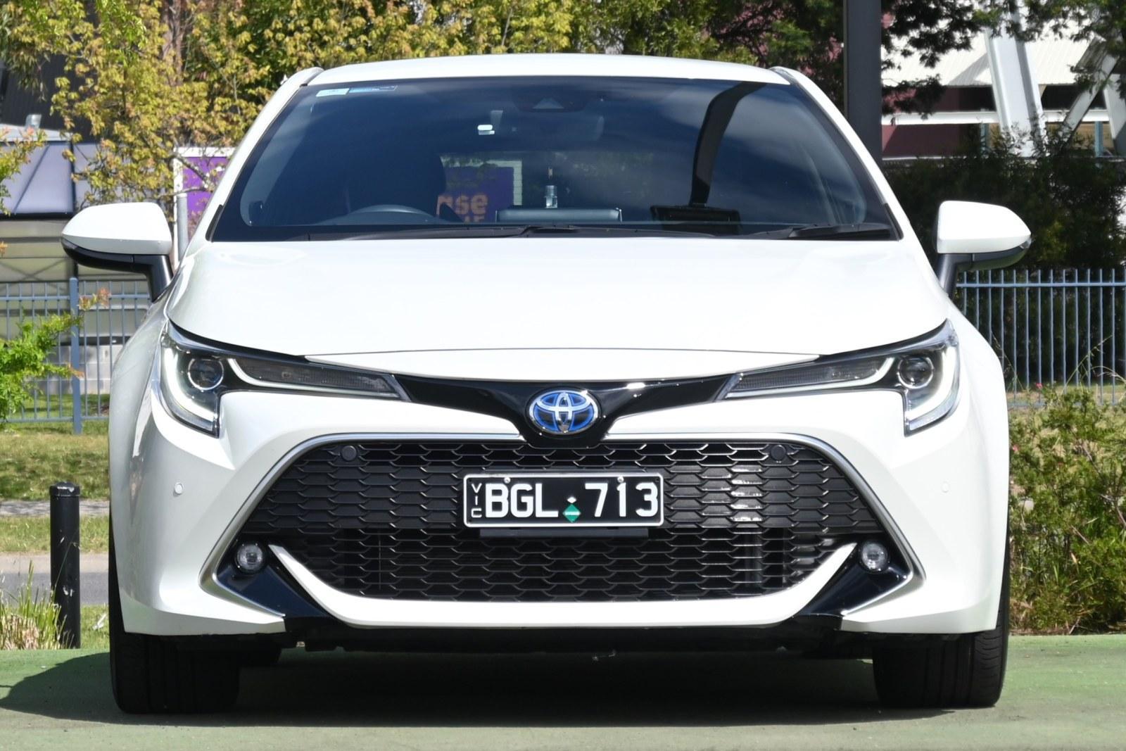 Toyota Corolla image 2