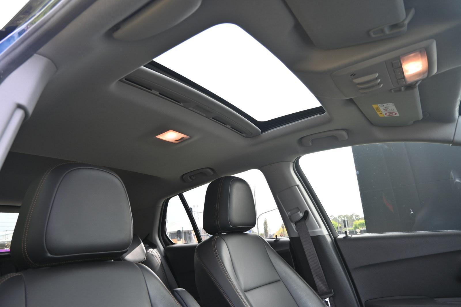 Holden Trax image 3