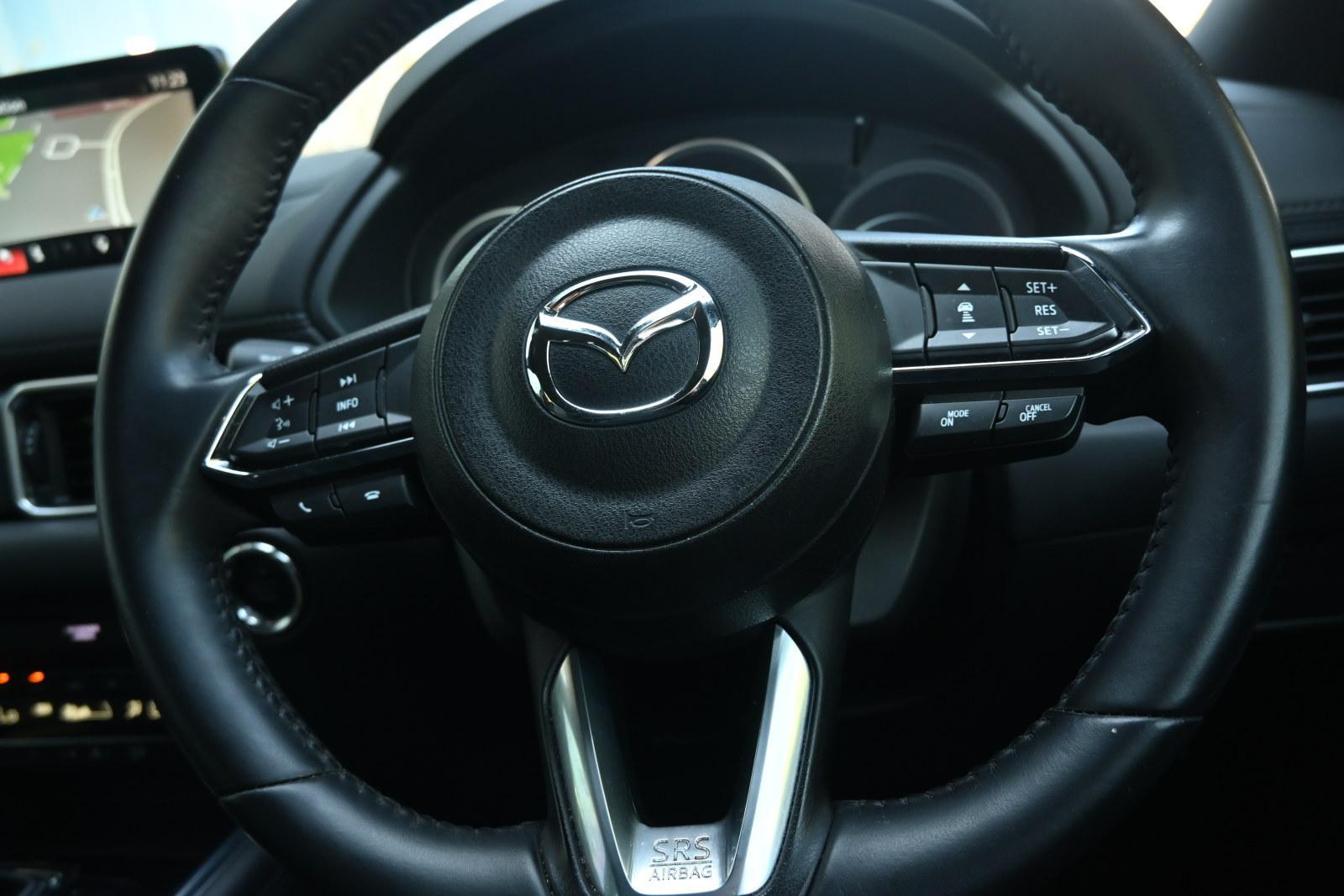 Mazda Cx-8 image 4
