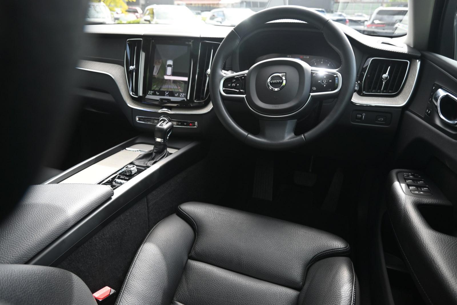 Volvo Xc60 image 4