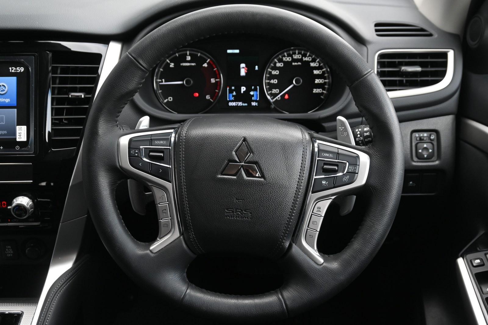 Mitsubishi Pajero Sport image 4