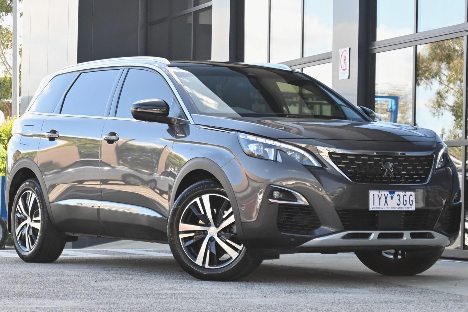 Peugeot 5008 image 1