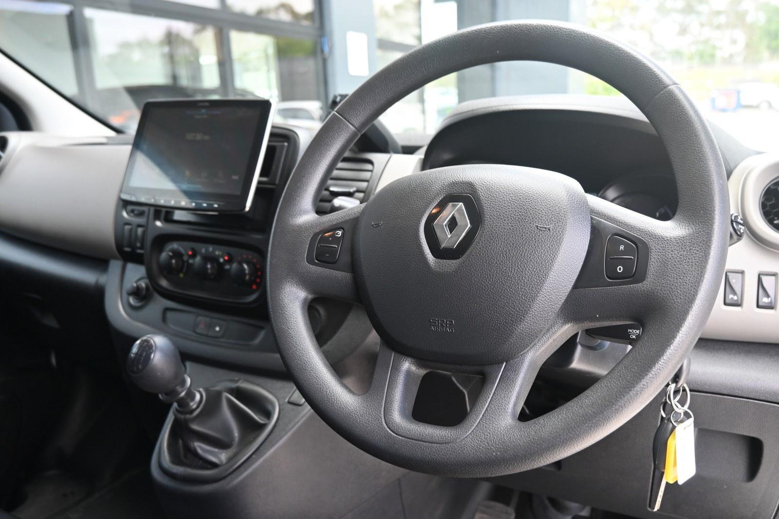Renault Trafic image 4