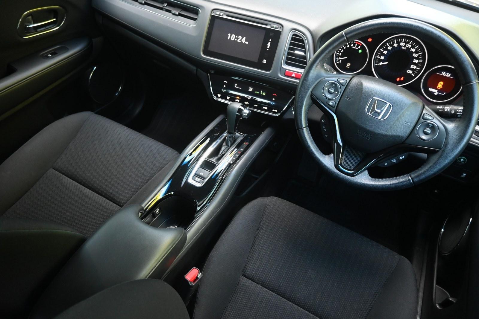 Honda Hr-v image 3