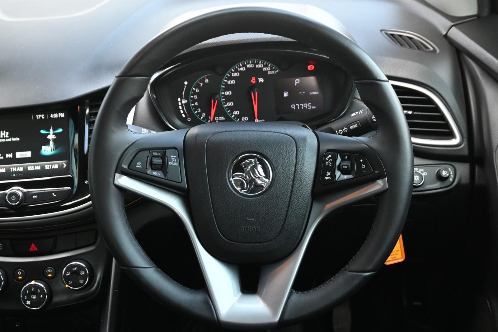 Holden Trax image 4